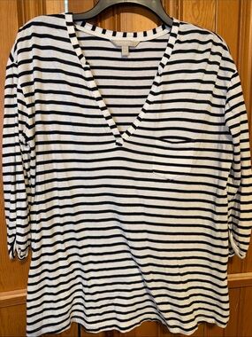 Banana Republic Black & White Striped V-Neck Pocket Tee